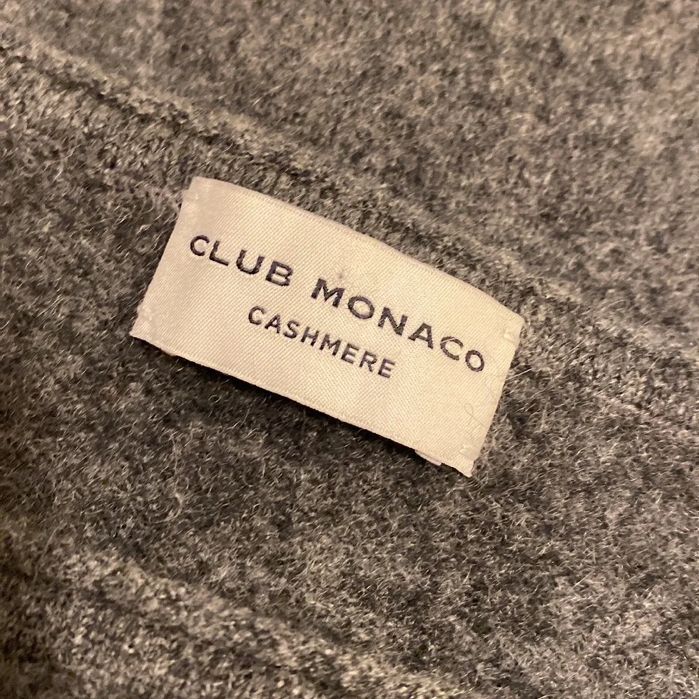 Club Monaco Charcoal Cashmere Sweater. Size S